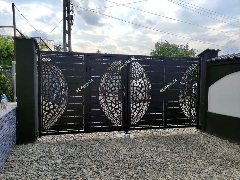 Garduri și porți din tabla debitata