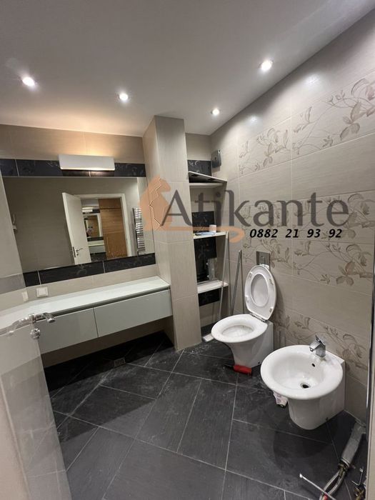 Дава се под наем Тристаен апартамент в София, в.з. Бояна - 121 кв.м за 1100 € - Снимка #7