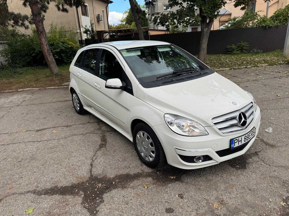 Mercedes/2010/EURO 5/benzina/140000 Km/unic proprietar în RO