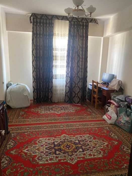 Продается квартира улица Нурафшон Сагбон перекресток