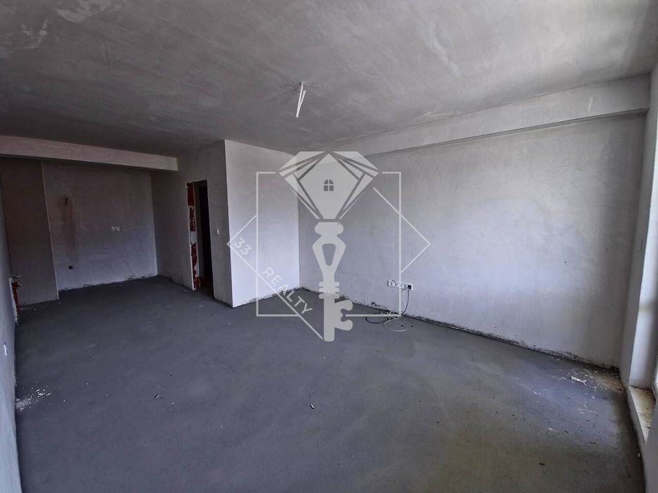 Продава се Двустаен апартамент в Пловдив, Христо Смирненски - 72 кв.м за 1250 €/кв.м - Снимка #1