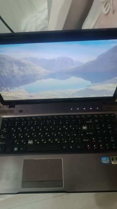 Lenovo ноутбук продается