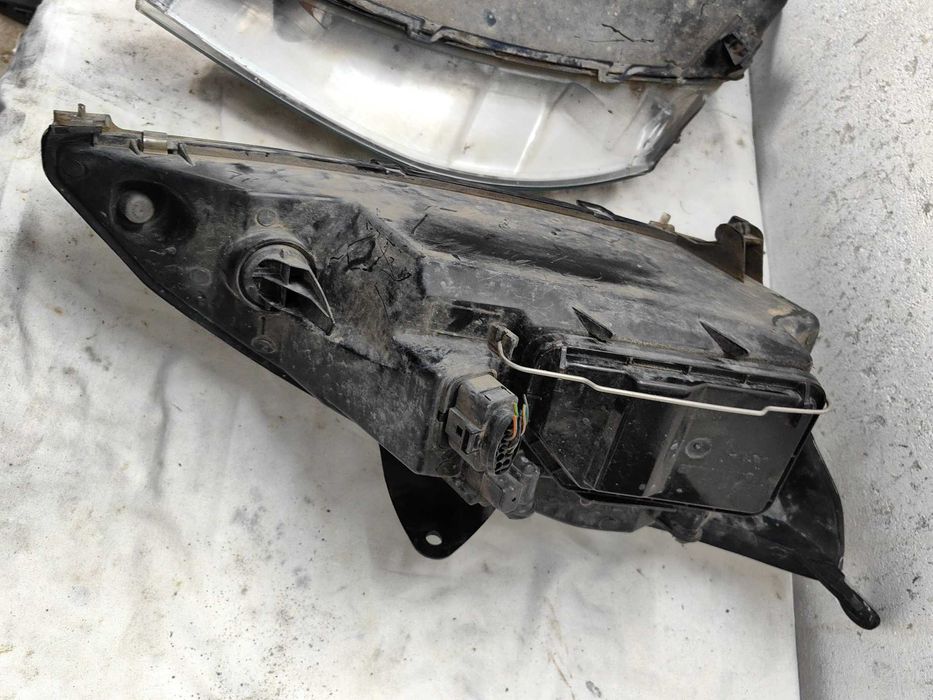 Оригинални фарове Форд Фокус  Ford Focus