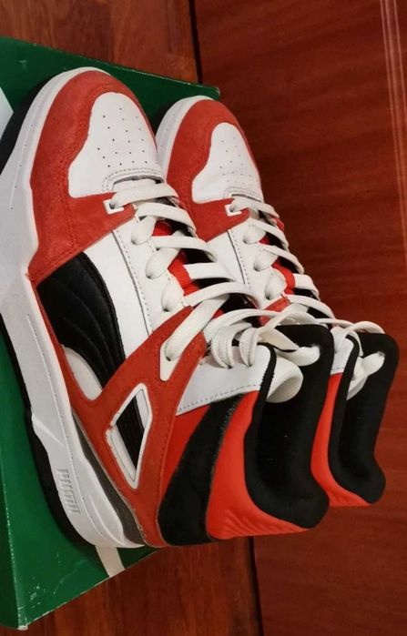 Vand adidasi puma noi!