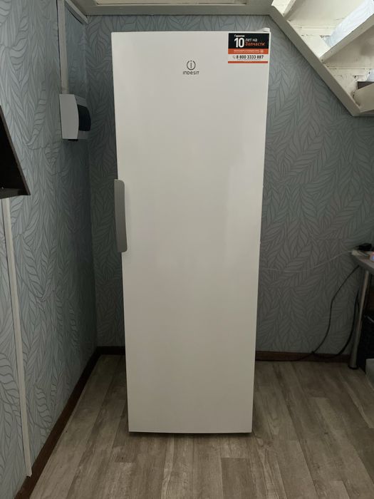 Продам морозильную камеру