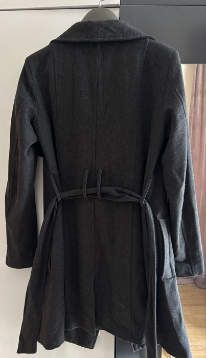 Палто- ново, тъмно сиво