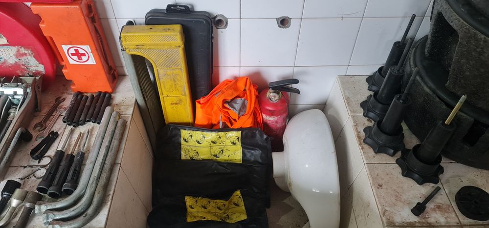 Ауди А4 Б5 принадлежности