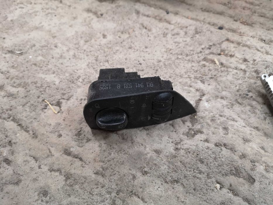 Продавам Сеат Кордоба 1,8 95г.газ/бензин: на части