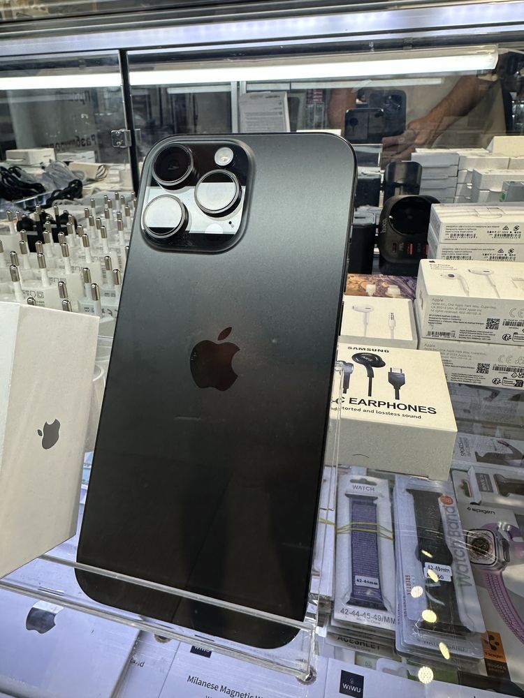 Iphone 16 pro max 512 Б/У