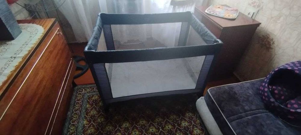 Манеж детский складной