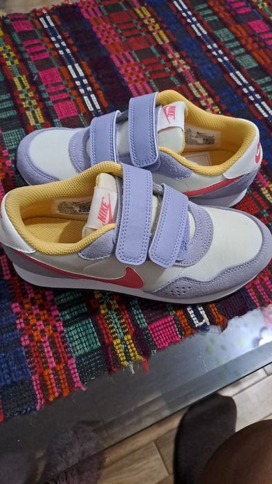 Adidași nike nr 33  de piele