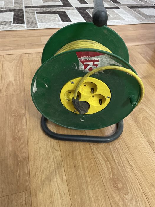 Продам удленитель на катушке