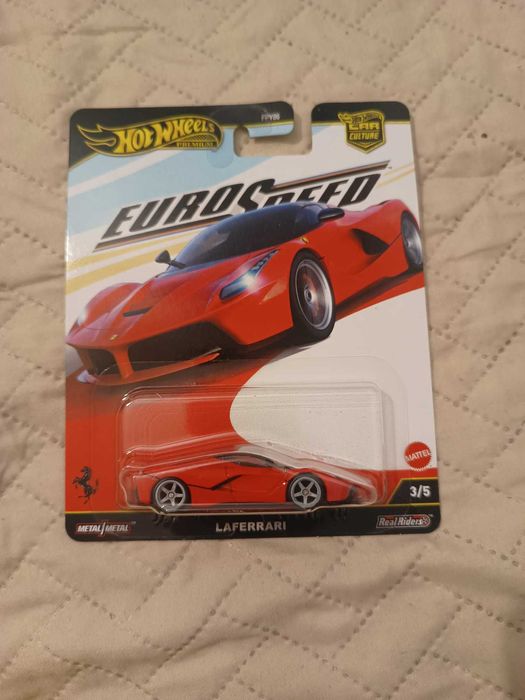 Mașinuță Hot Wheels Premium La Ferrari