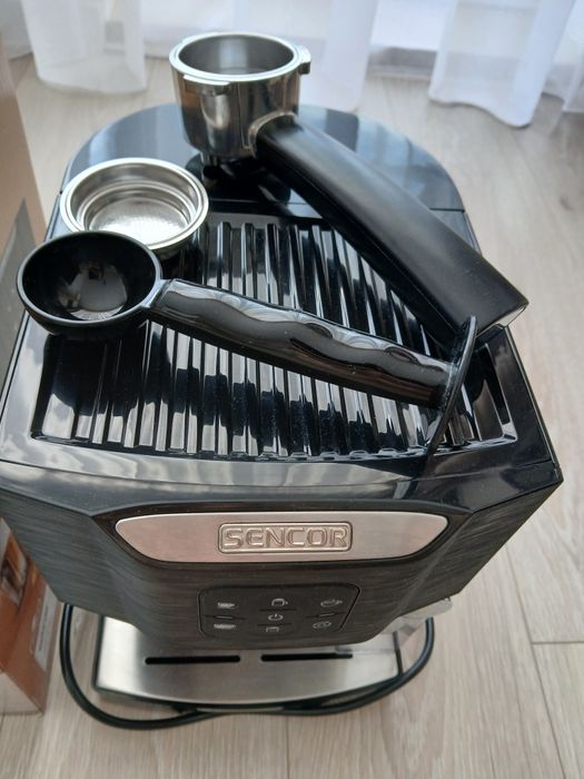 Sencor SES 4040BK Press кафемашина в гаранция