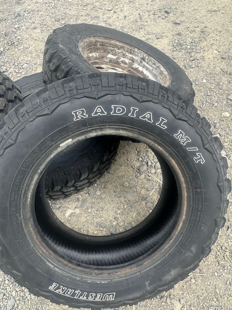 Продавам гуми westlake M/T 205/75/15 Карани са 2/3пъти