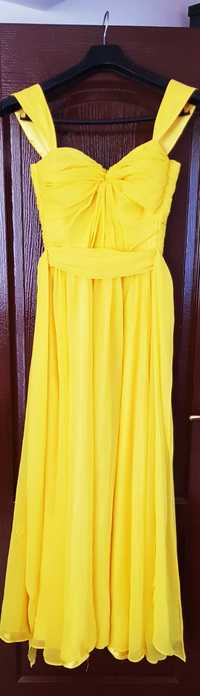 Жълта дълга феерична рокля