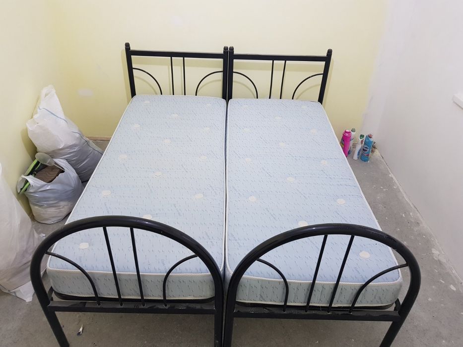 Pat  dublu cu saltele ( Donatie  Gratis )