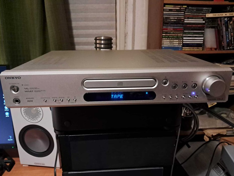 System Audio (amplituner cu CD Onkyo, dac Loxjie, boxe JBL si cabluri)
