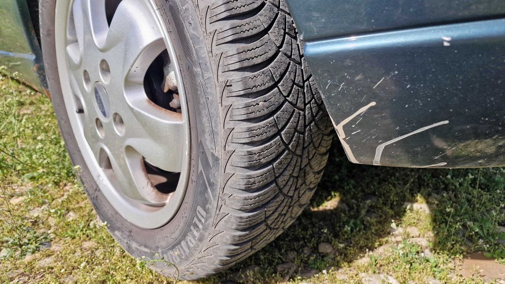 Vand jante originale ford cu gume M+S