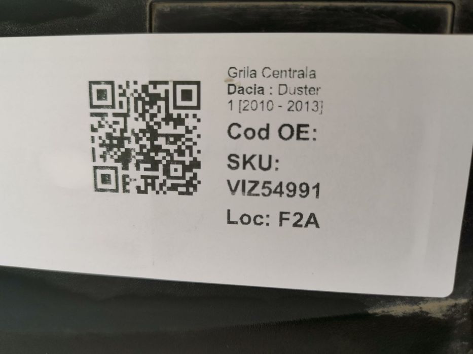 Grila Centrala Dacia  Duster 1 2010 2011 2012 2013 Original In Stare B