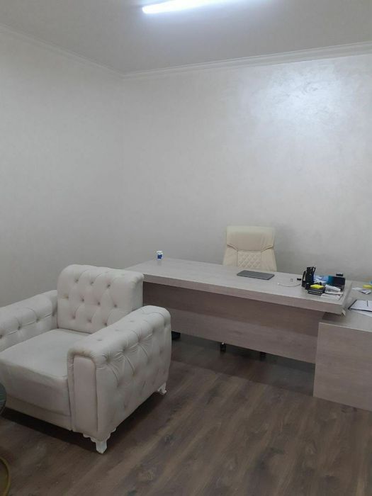 Недорогие Офисы различной площади на парке Бобура