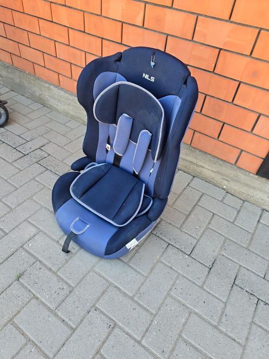 Продам  автокресло