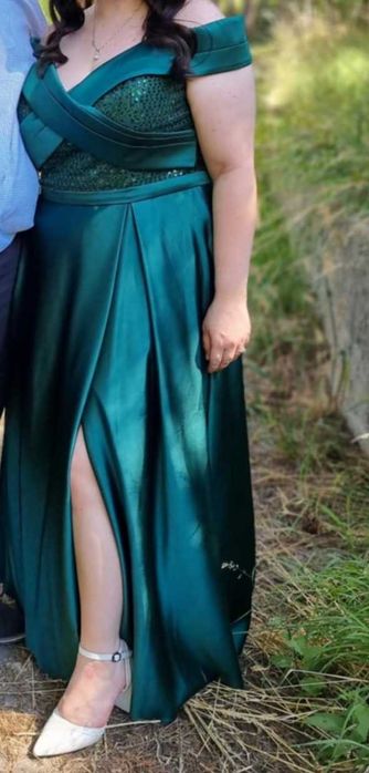 Рокля подходяща за официални поводи