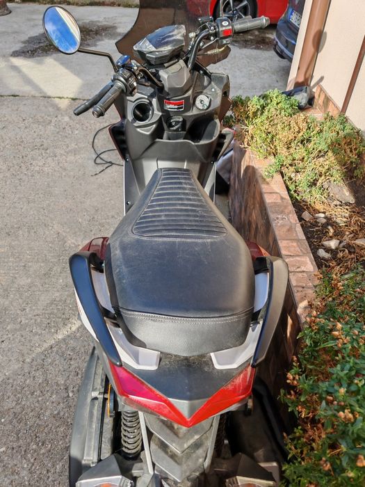 Vând scuter 125 nou,2024,euro 5