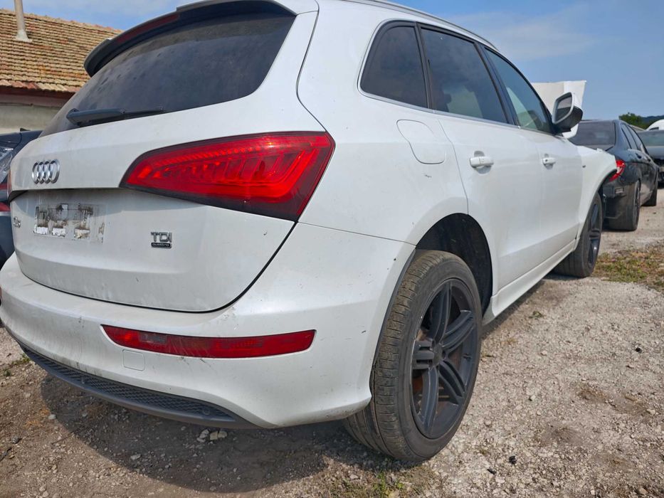 На части Audi Q5 Facelift Sline 2.0 tdi Quattro Ауди Слайн фейслифт