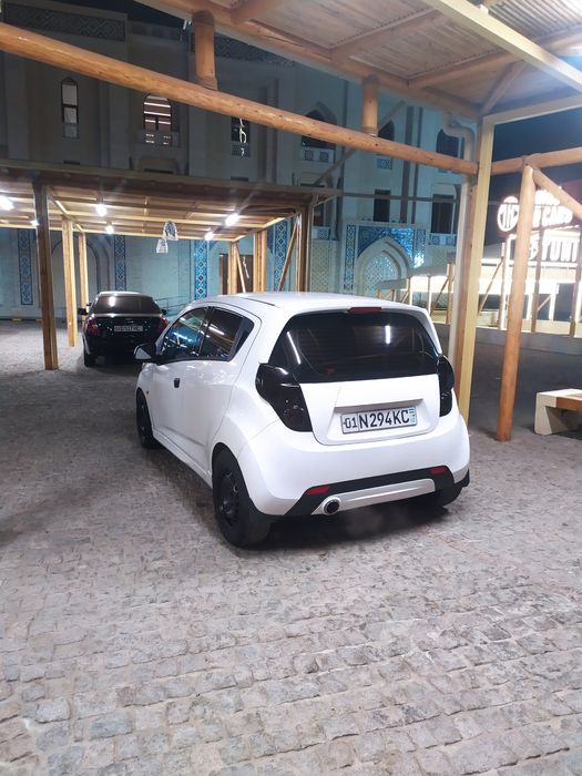 Chevrolet spark 2011