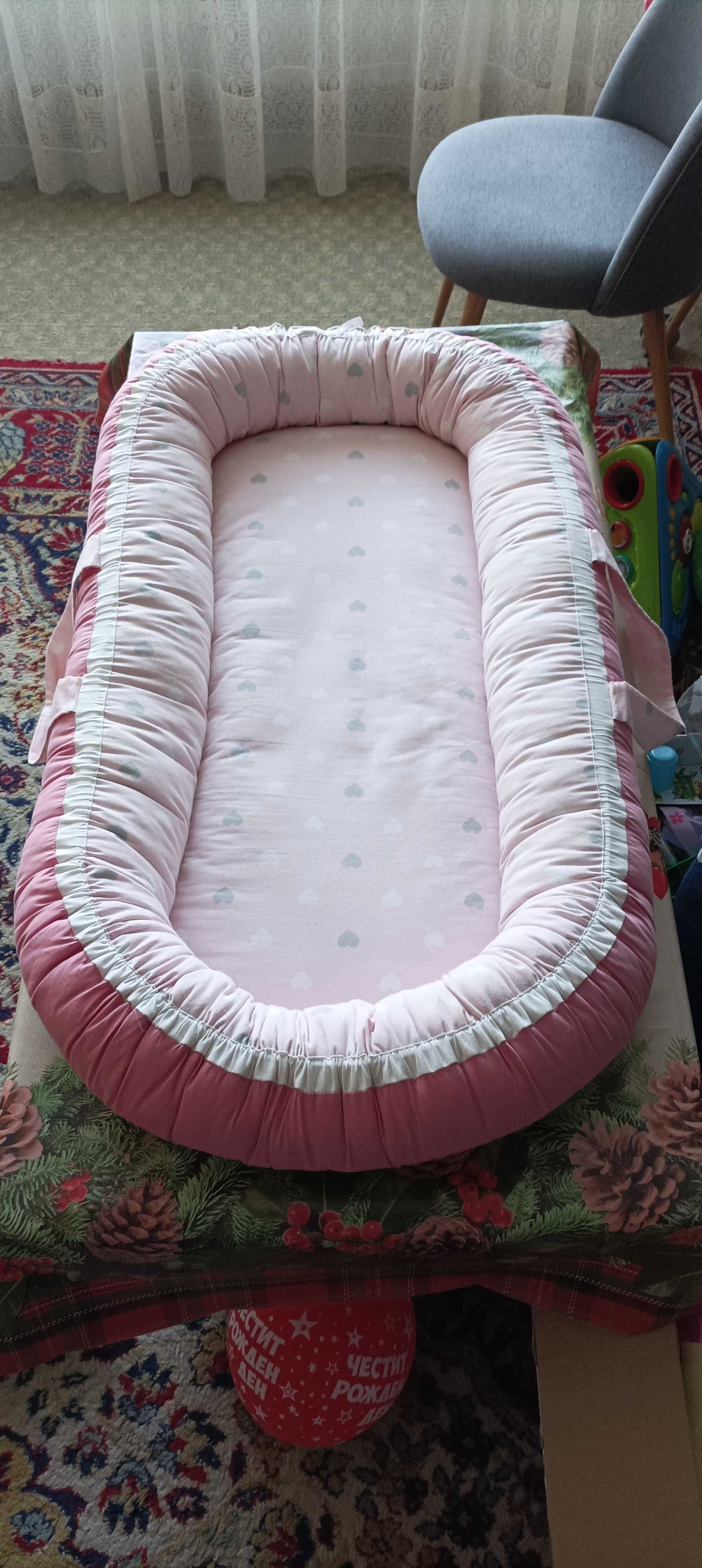 Гнездо за бебе розово