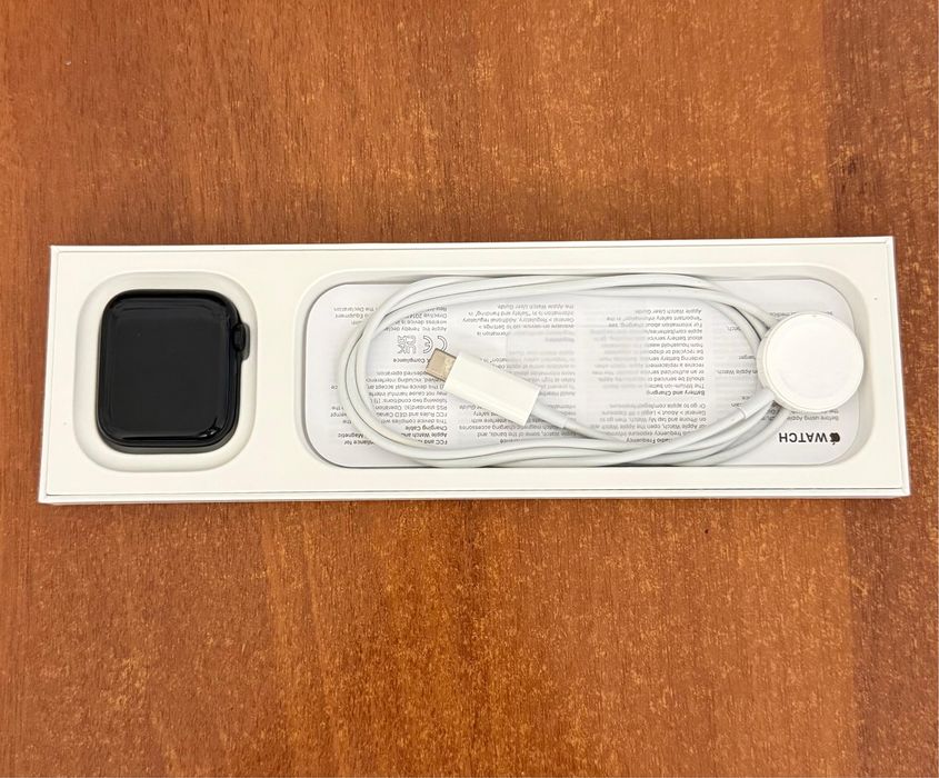 Продается Apple Watch SE 44 MM
