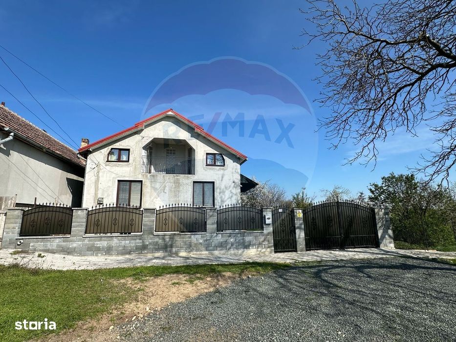 Vanzare casă noua in loc Felnac cu teren de 1190mp