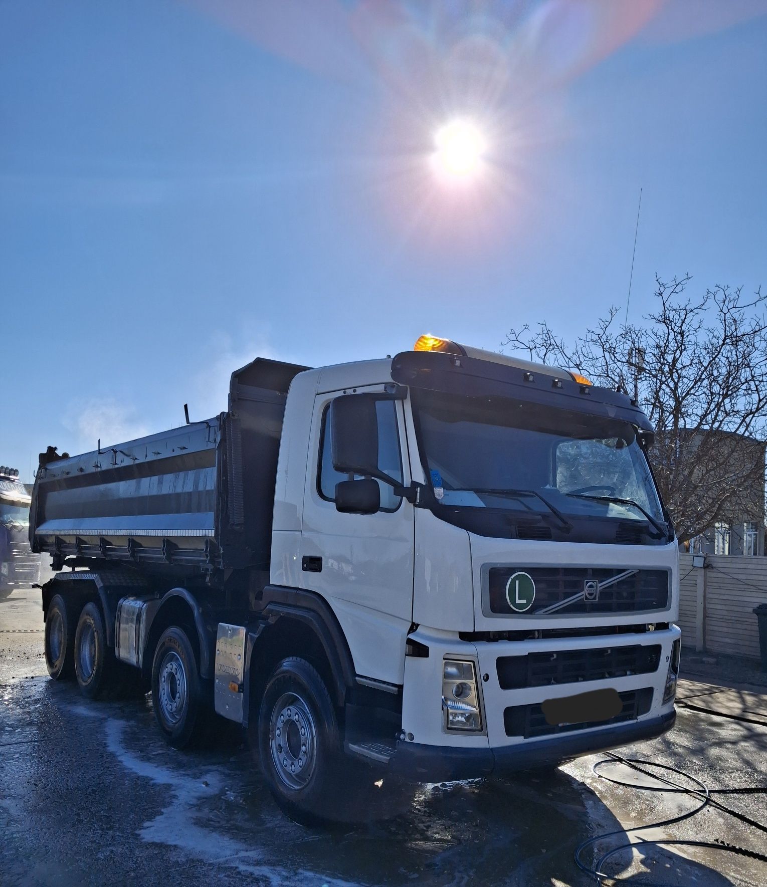 Volvo 8×4 din 2008 si 2010  euro 5