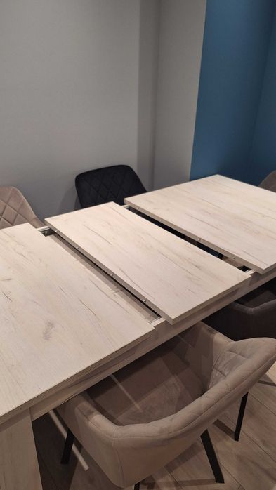 Разтегателна трапезна маса - 160-200см