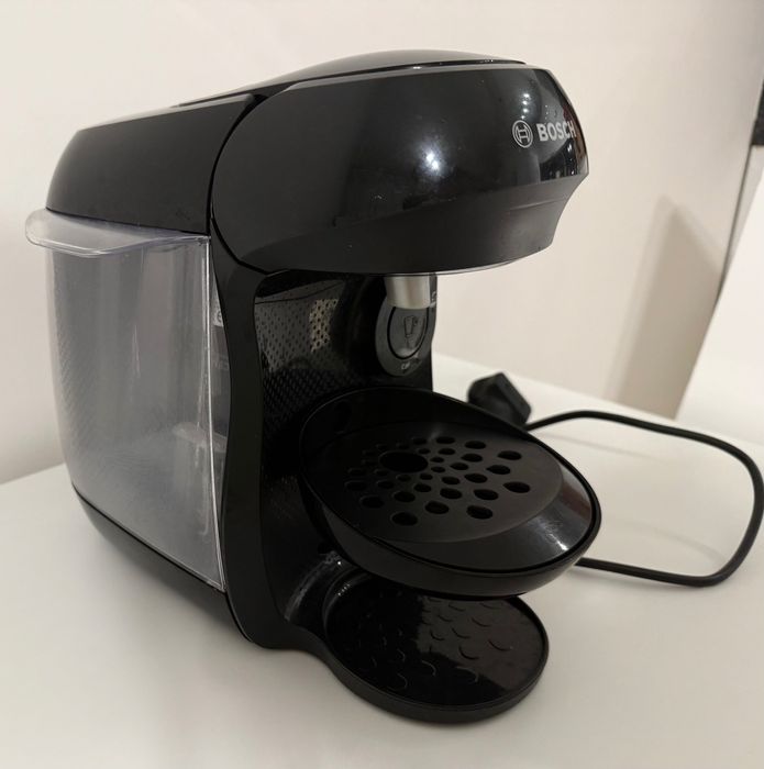 Капсулна кафе машина Bosch Tassimo Happy, черна