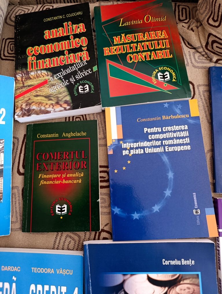 Cărți de finanțe si economie