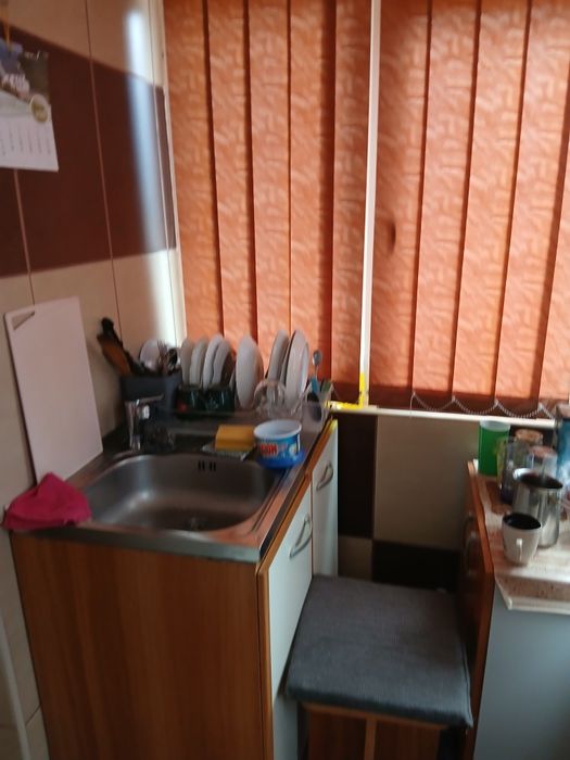 Vând apartament cu 3 camere , Blvd Ecaterina  Teodoroiu