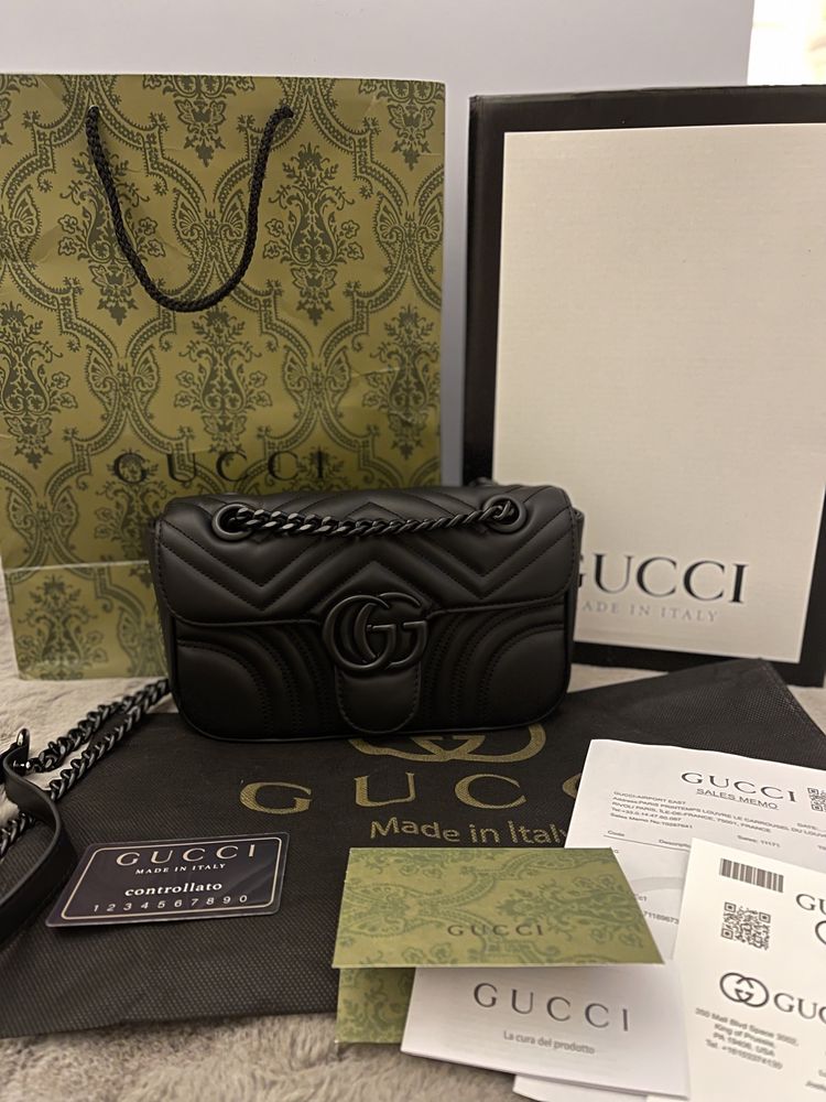 Poset/ Geanta Gucci neagra