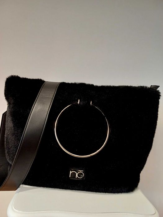 Обемна дамска чанта от еко кожа Nobo