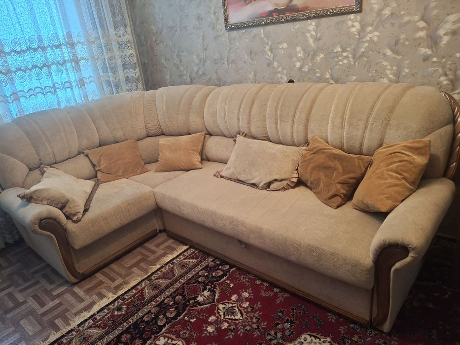 Угловой диван с креслом