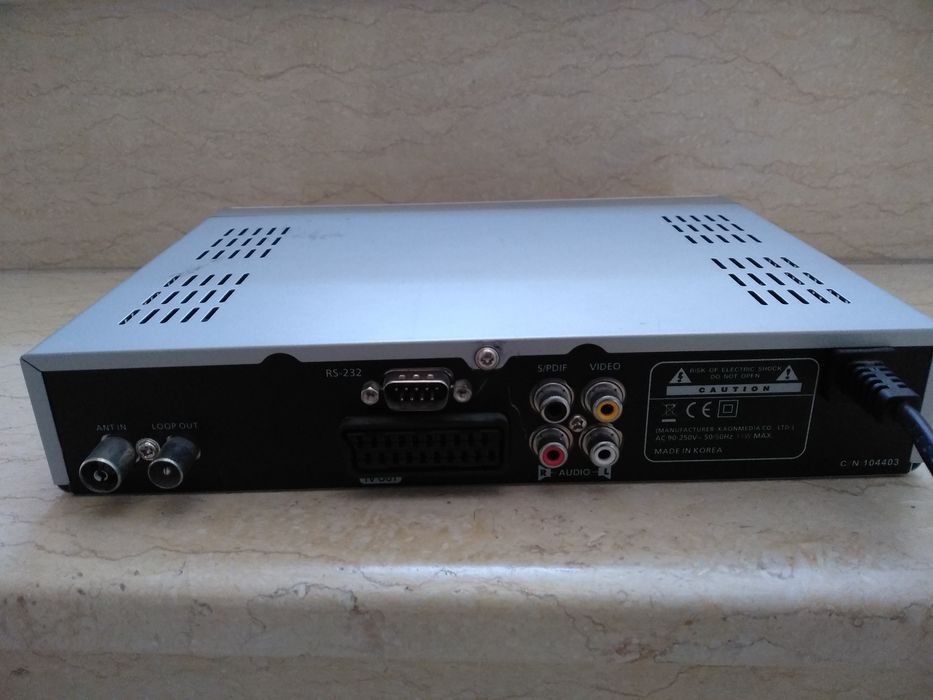 Receiver TV Conax cu telecomanda