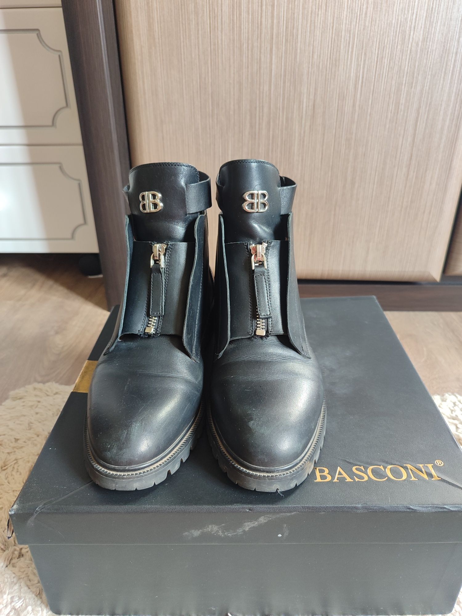 Сапоги и полусапоги Basconi