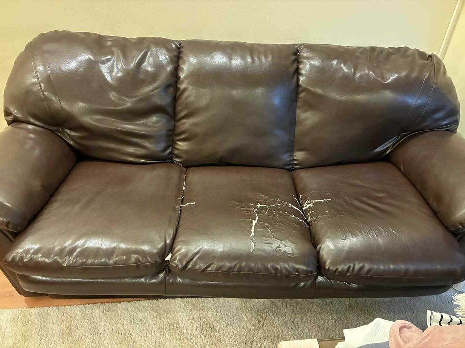 Разтегателен диван