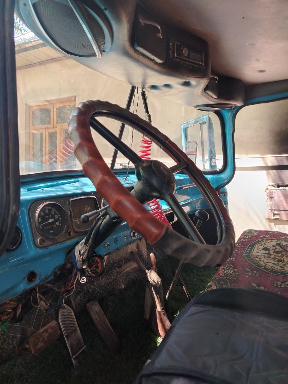 Zil 130 ural mator