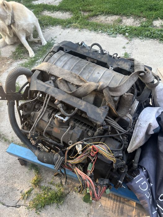 Motor V8 BMW N62B44
