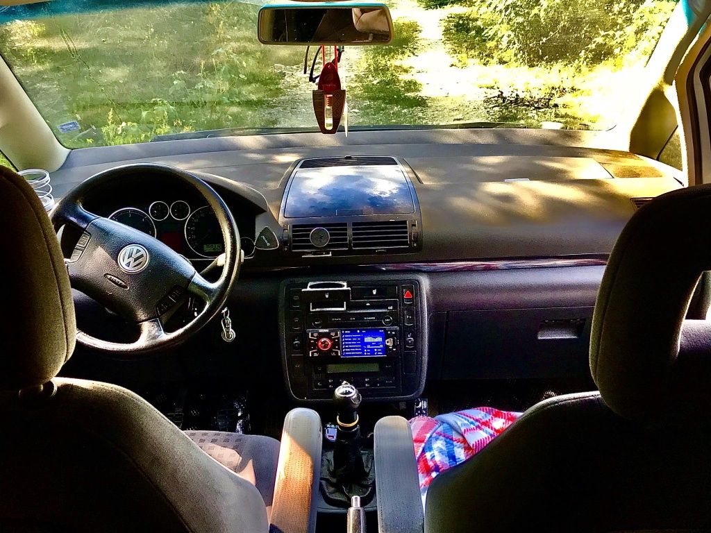 Vând sharan 1.9 TDI