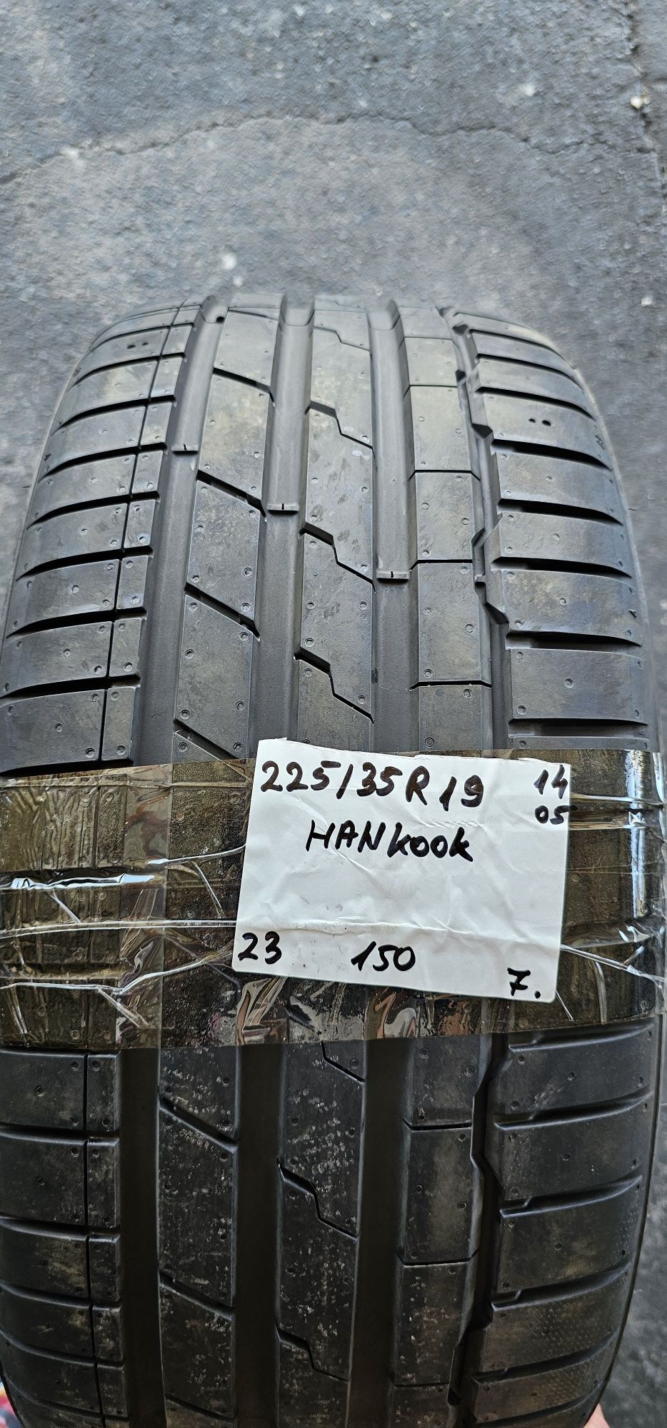 225 35 R 19 Hankook vară 1 buc