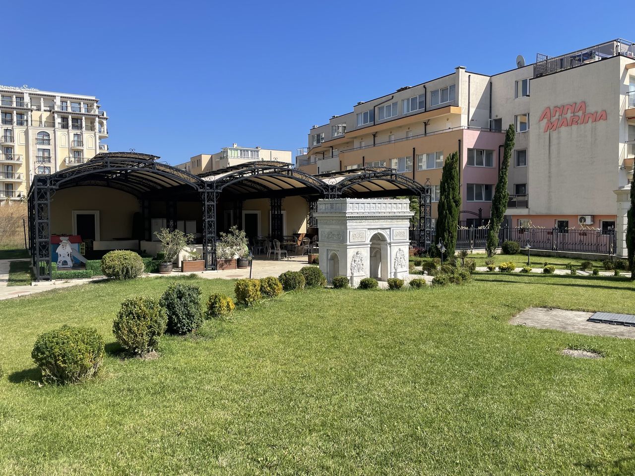 Продава се Двустаен апартамент в Свети Влас - 50 кв.м за 1920 €/кв.м - Снимка #21