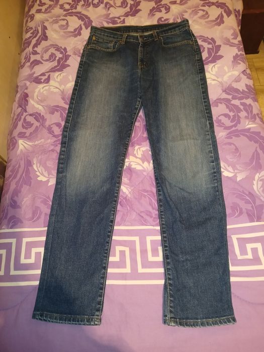 Levi's 751-W33 L32